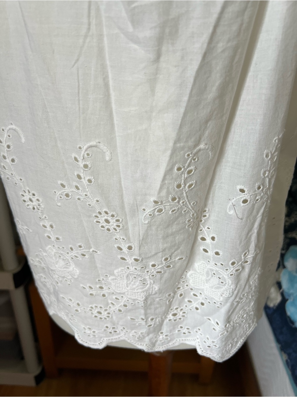 Jennifer & Grace White Eyelet Medium Lace Button-Front Women's 100% Cotton Top - Picture 9 of 15
